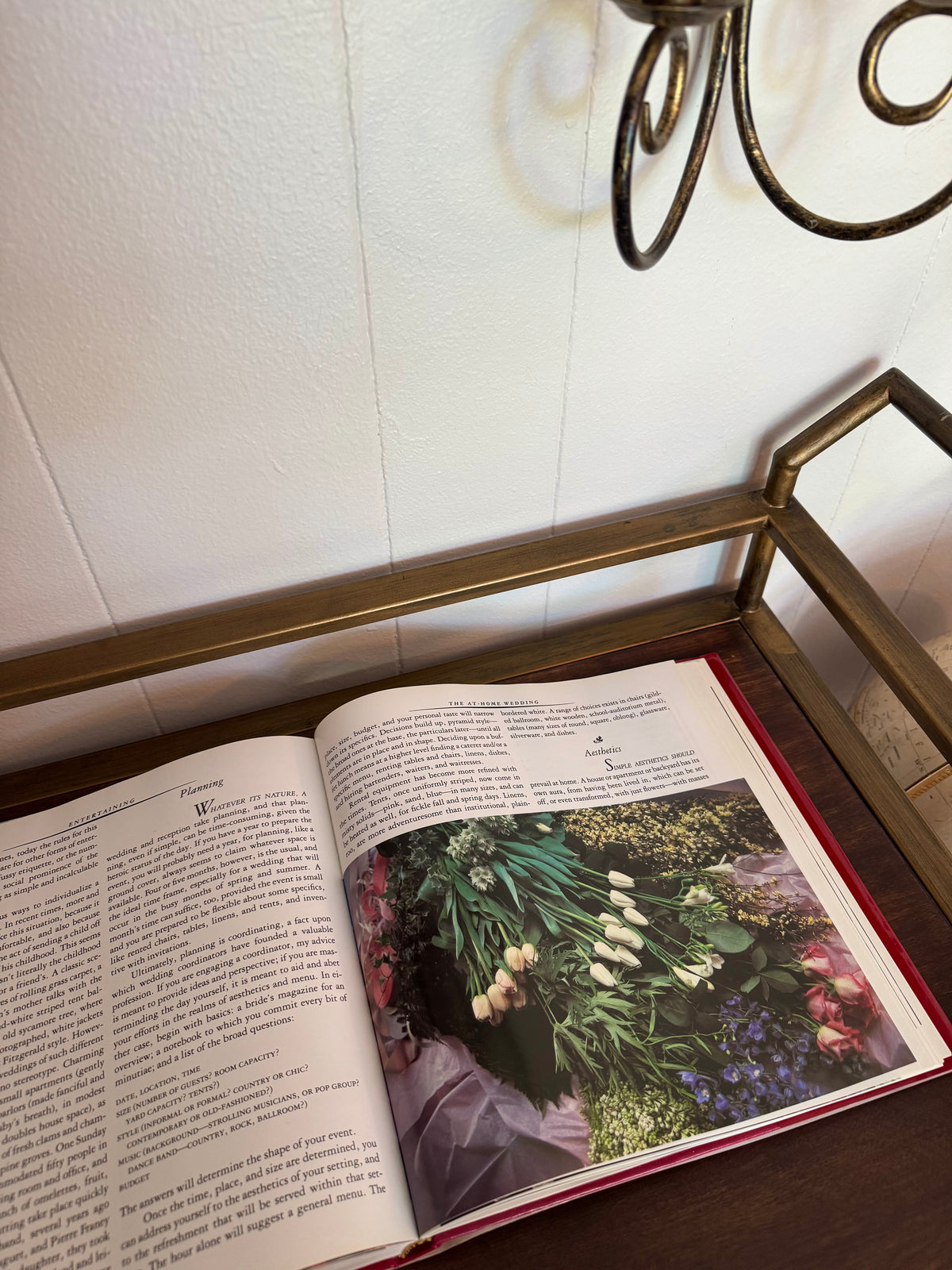 Vintage First Edition of Entertaining by Martha Stewart 📖