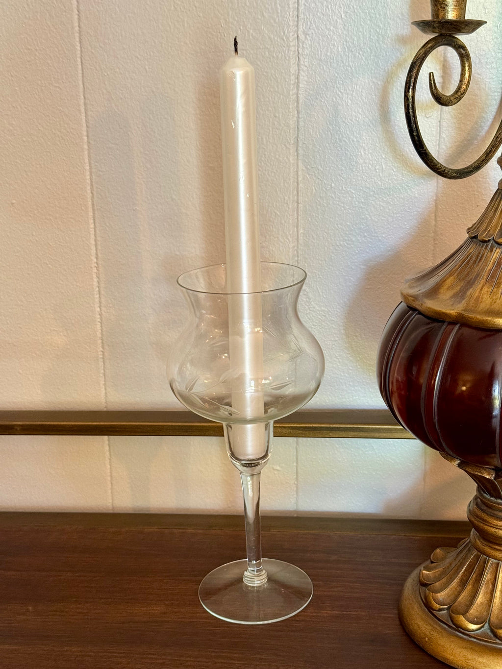 Vintage Clear Etched Glass Candle Holder 🕯️