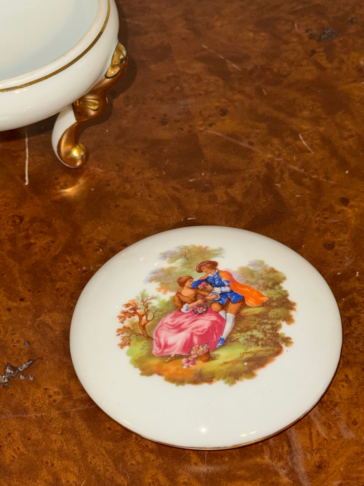 Limoges Footed Trinket Box / Frangonard Courting Couple