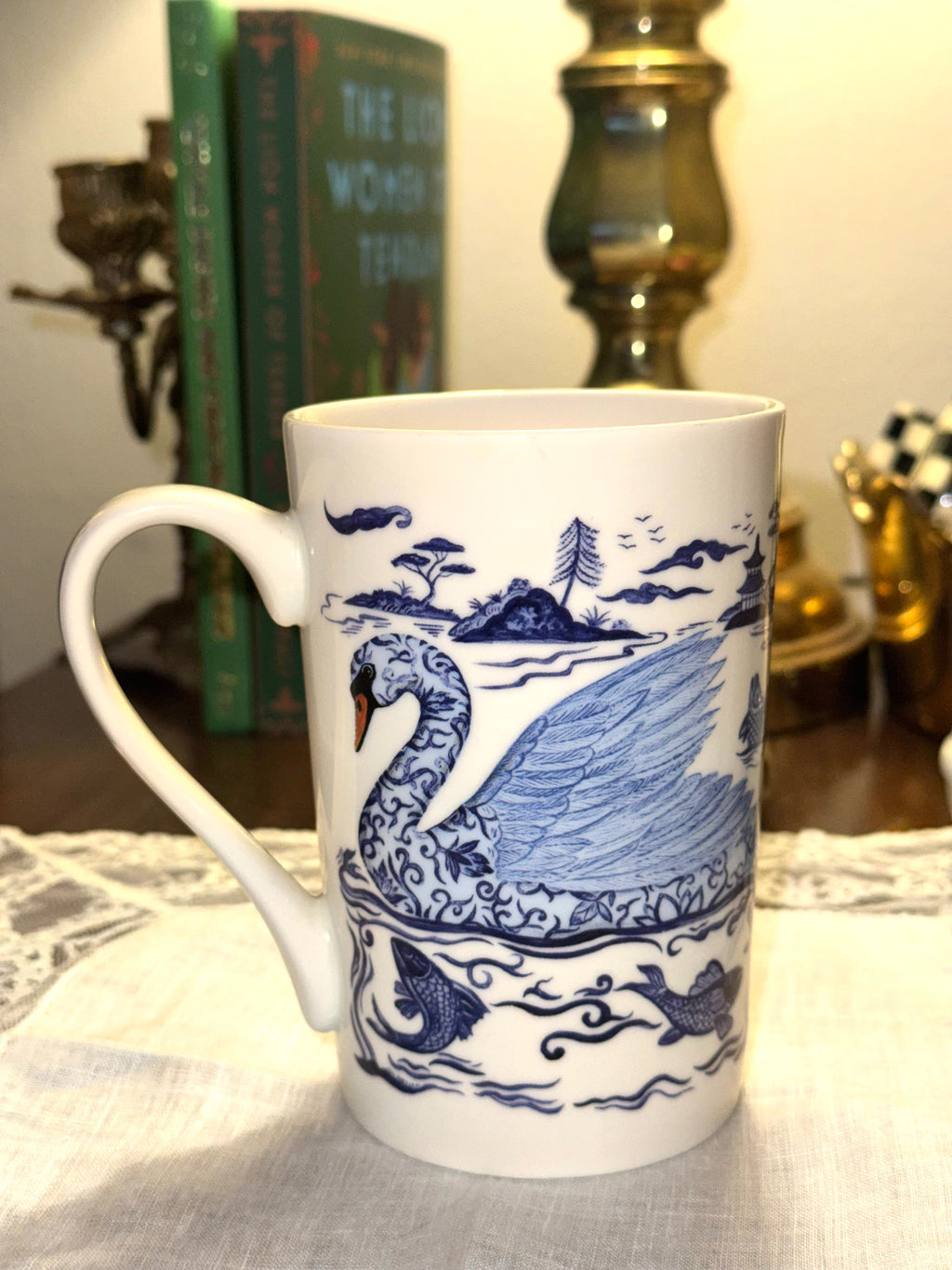 Blue and White Chinoiserie Swan Tall Mug 🦢