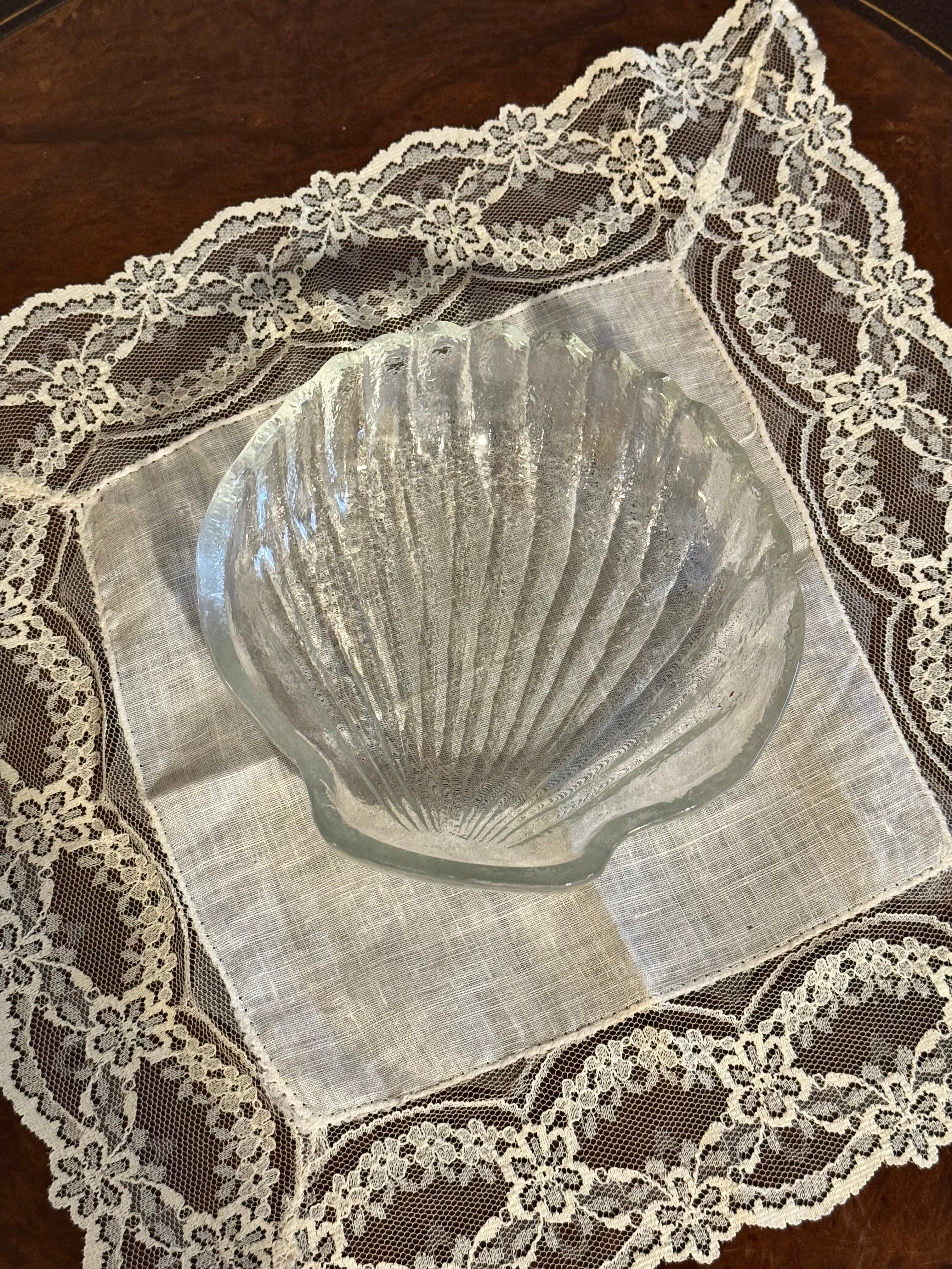 Vintage Pressed Glass Scallop Shell Dish, Coastal Trinket Catchall 🐚