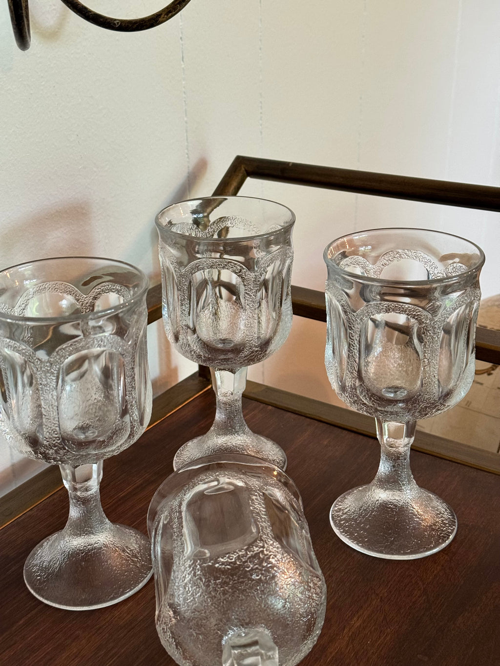 Fostoria Woodland Clear Wine Glass, Pressed Glass Textured Arch Design, Set of 4 1970s-80s