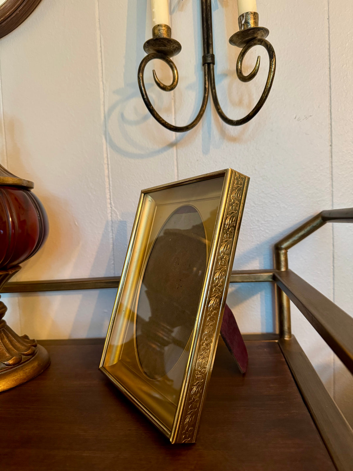 Vintage Gold Tone Oval Mat Photo Frame, 6”x8”