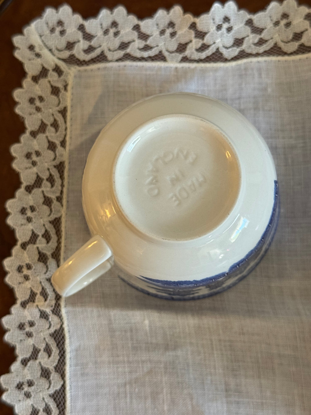Vintage Blue Willow Teacup / Made in England ☕️