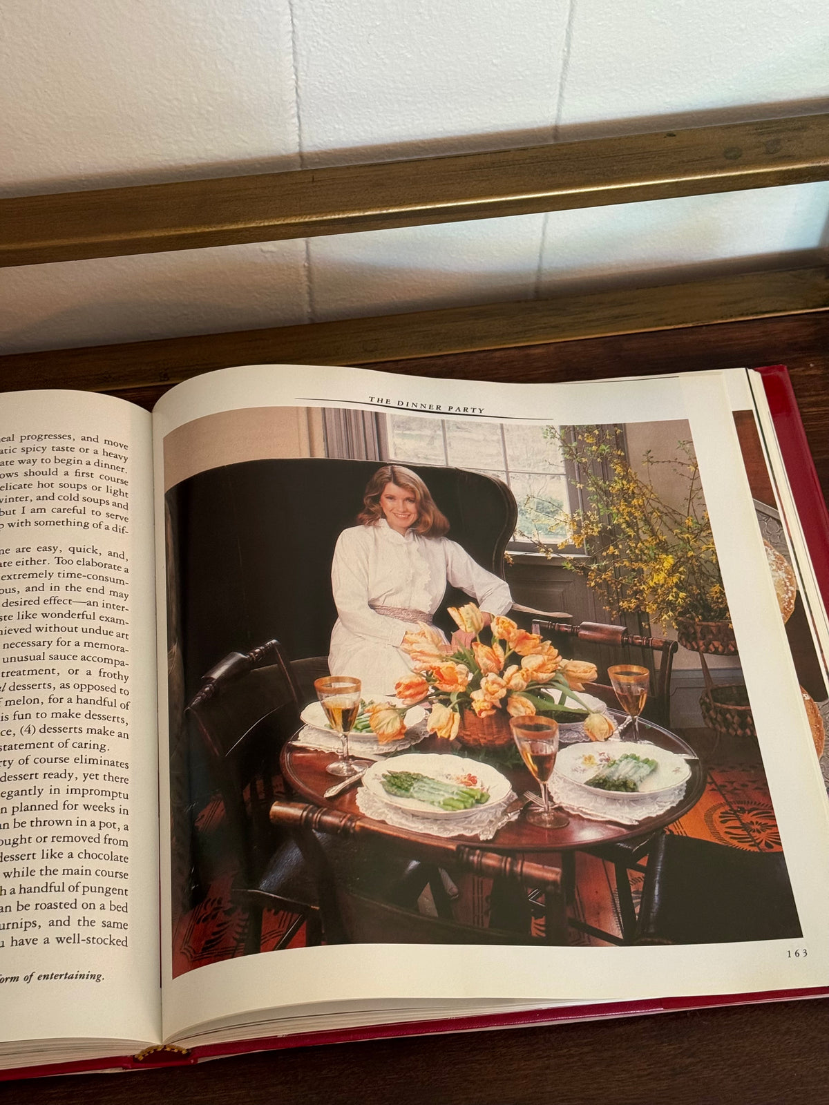 Vintage First Edition of Entertaining by Martha Stewart 📖