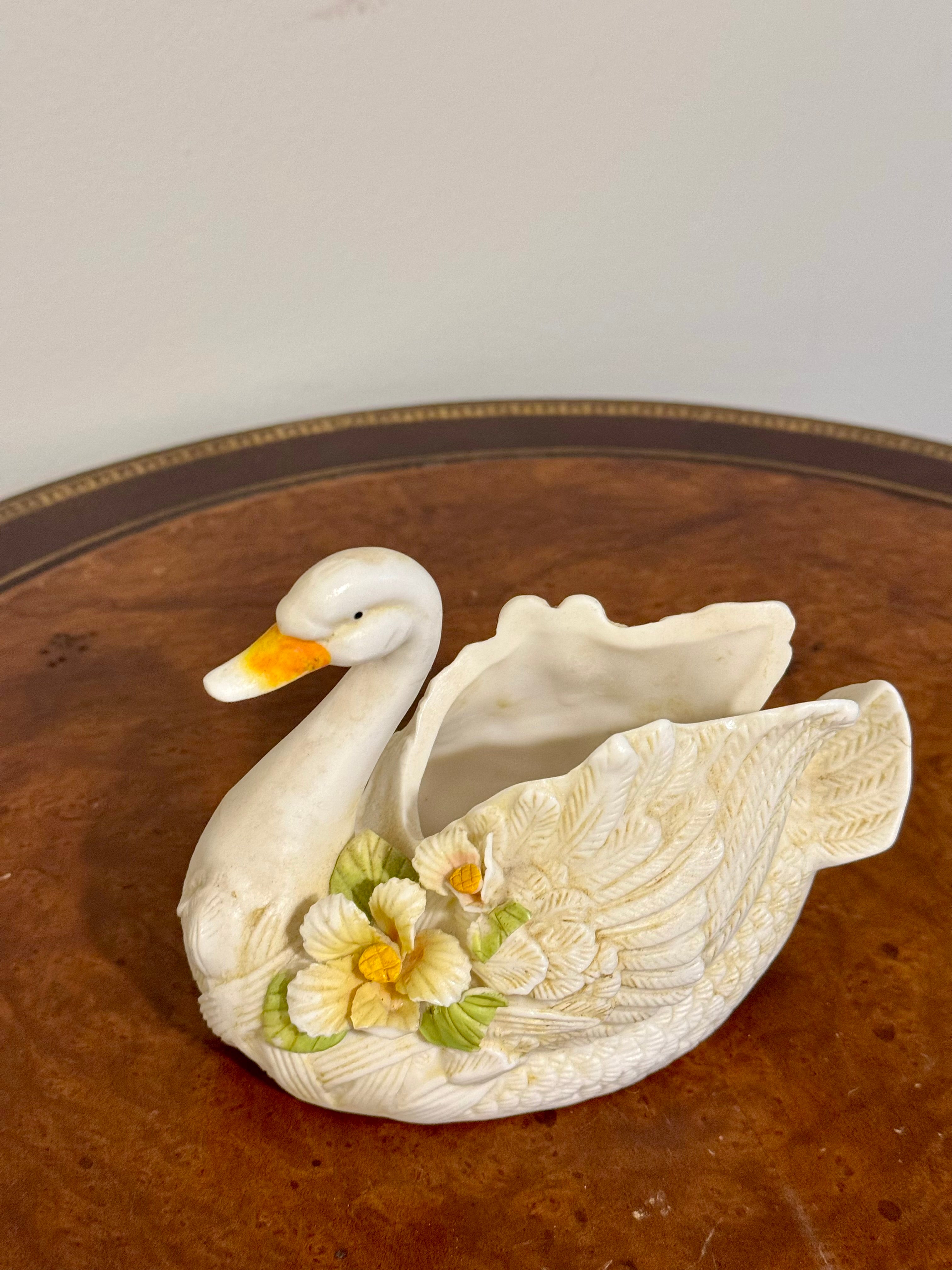 Vintage Swan Trinket Dish K’s Collection