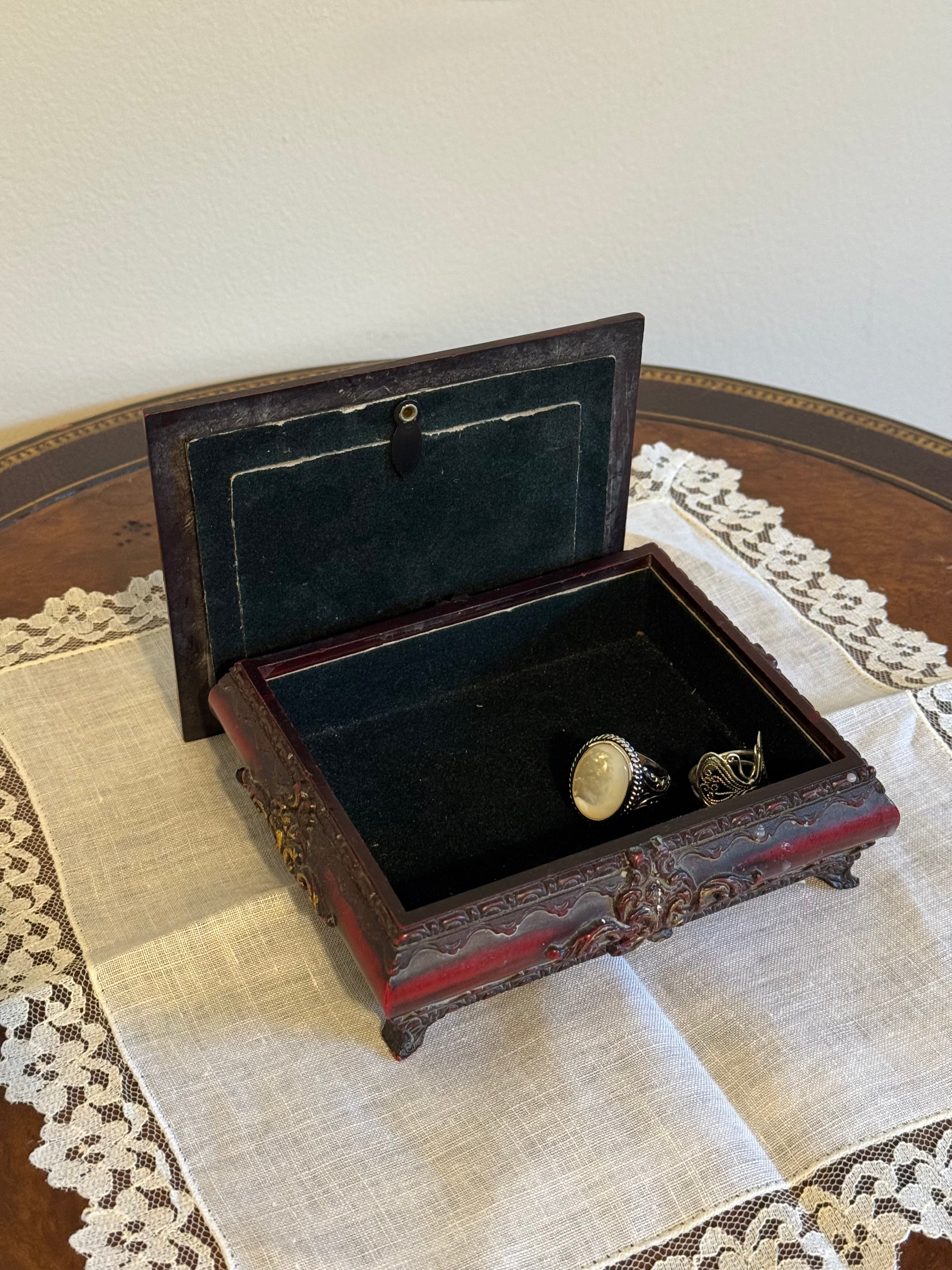 Vintage Ornate Victorian-Style Trinket / Jewelry Box with Photo Lid