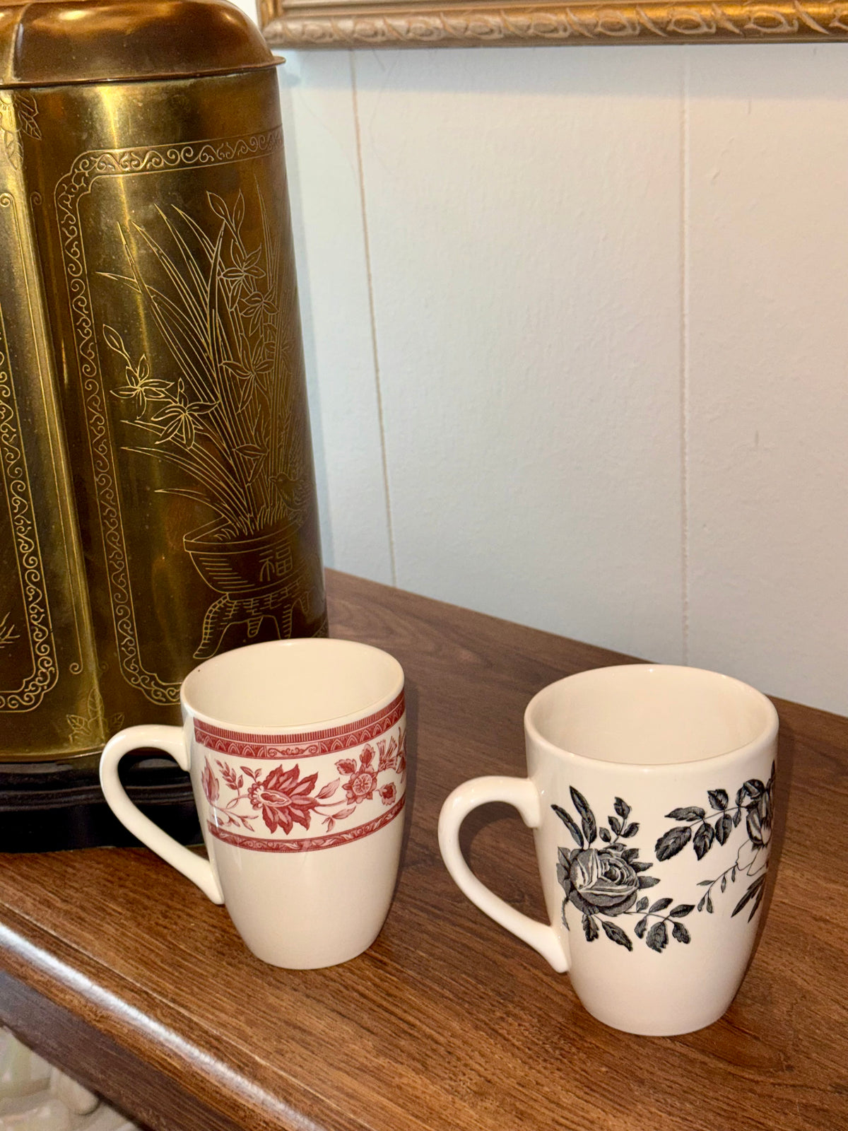 Vintage Churchill England Transfer-ware Mugs
