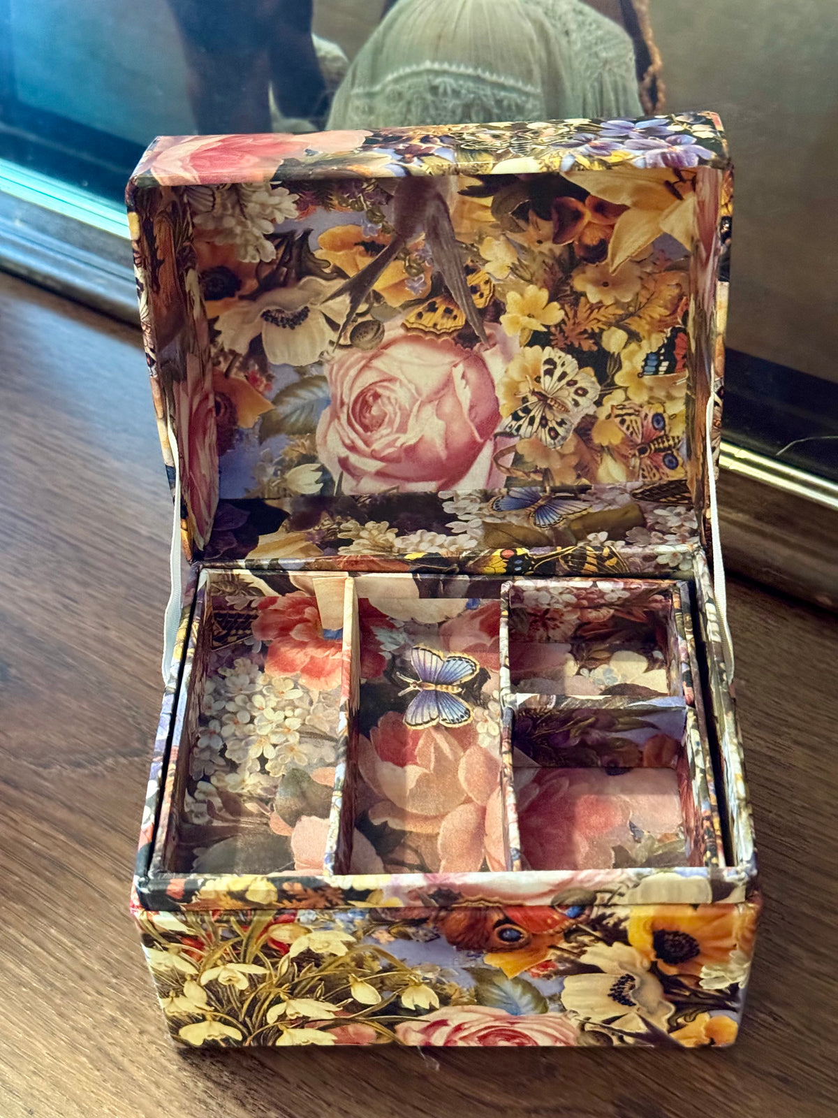 Vintage Floral Butterfly Jewelry Box ˚˖𐦍˖˚ 𓍢🌷͙֒
