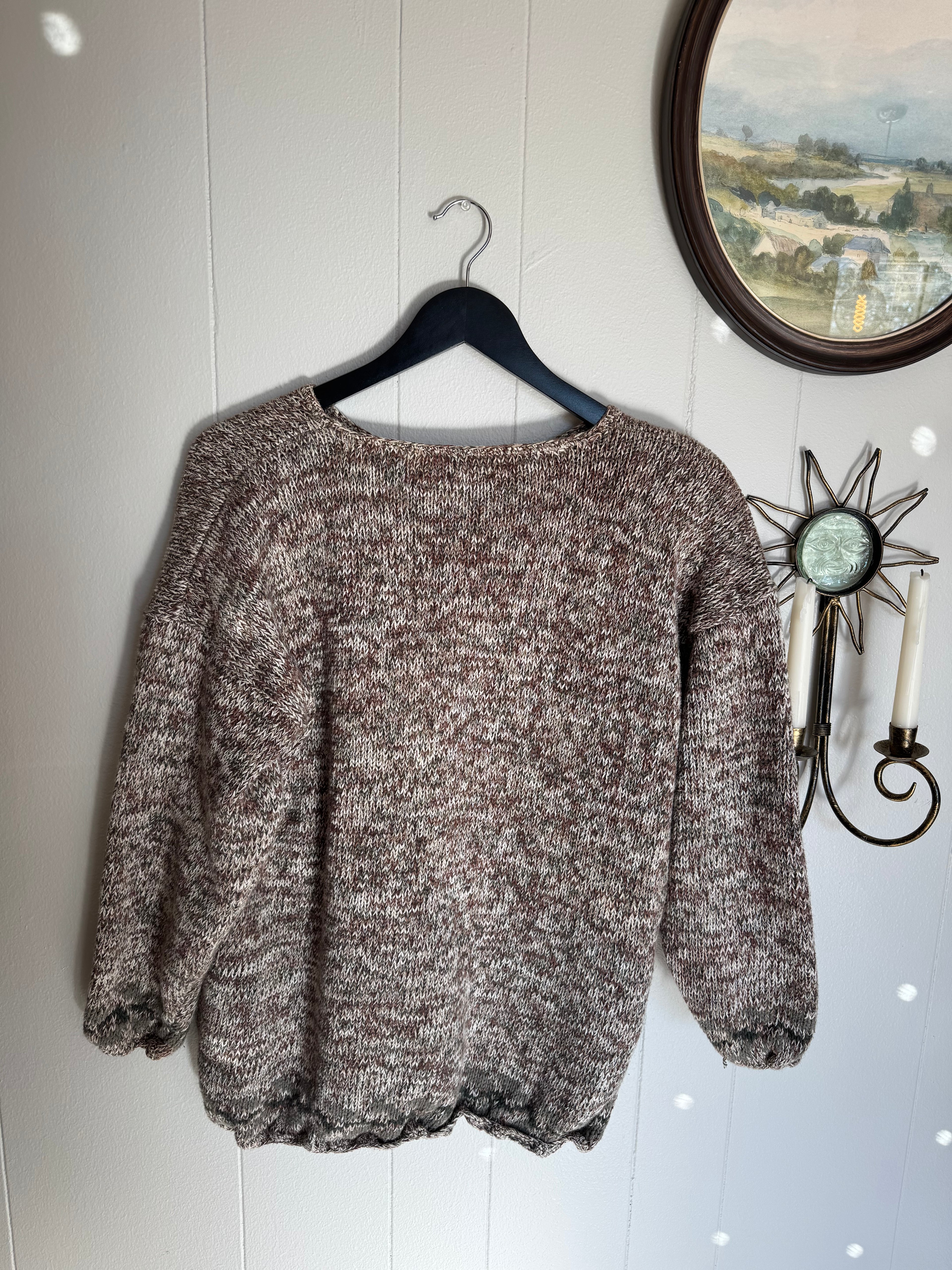 Vintage 80s-90s Hand Knitted Floral Sweater Size L