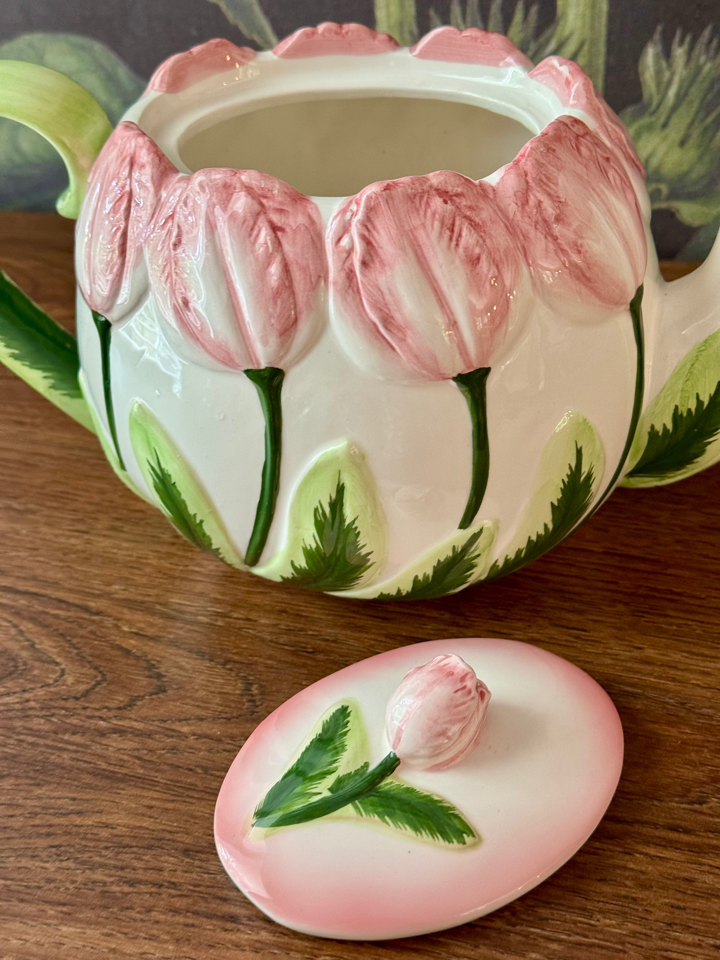 𓍢ִ໋🌷͙֒ Vintage 1980s Tulip Time Ceramic Teapot with Lid by Seymour Mann