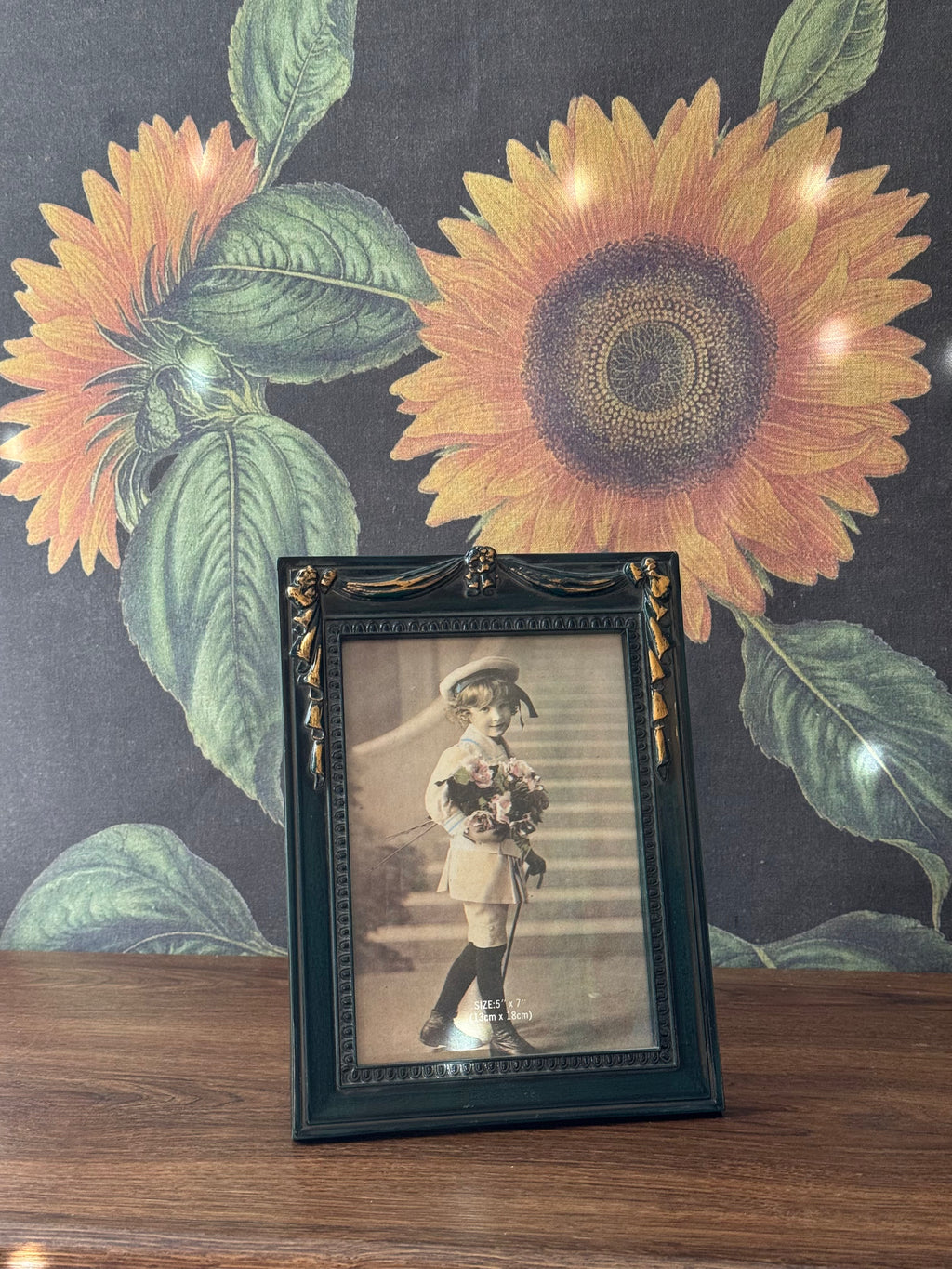 Vintage Victorian-Style Photo Frame