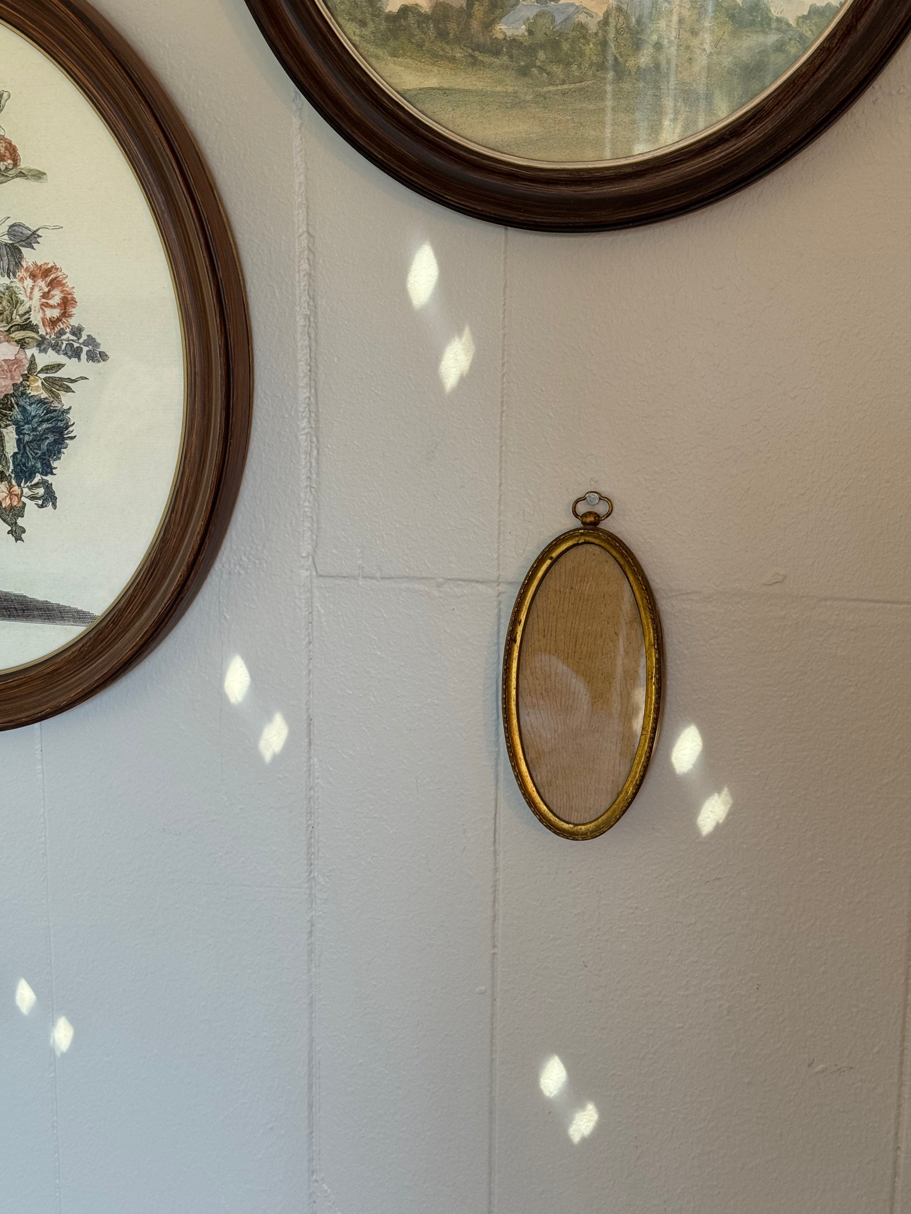 Vintage Oval Metal Brass-Toned Finished Frame (Sealed/Non-Opening Back)