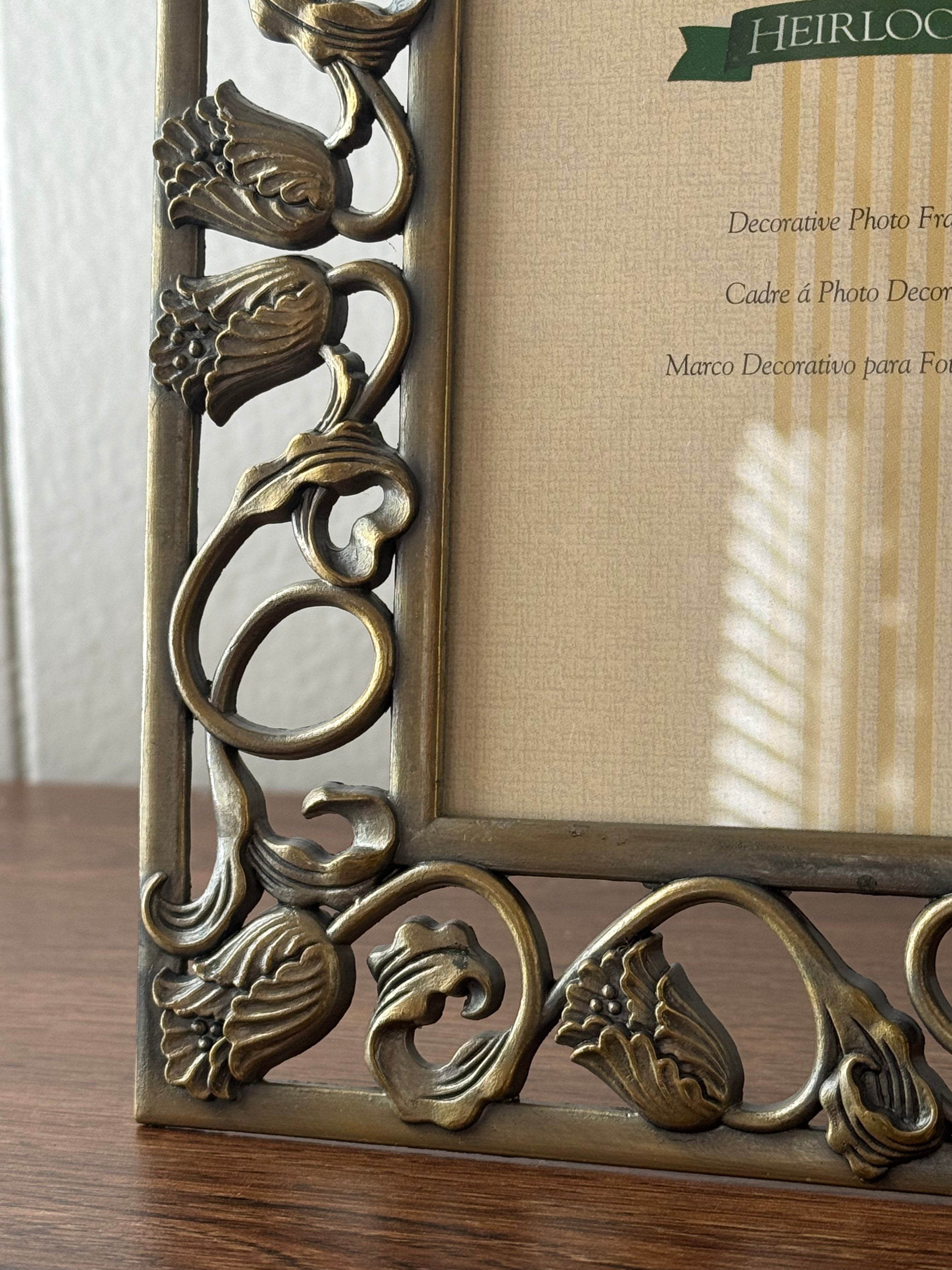 Vintage Victorian-Style Ornate Tulip Flower Double Frame / For 2 - 3 1/2x5in Photos