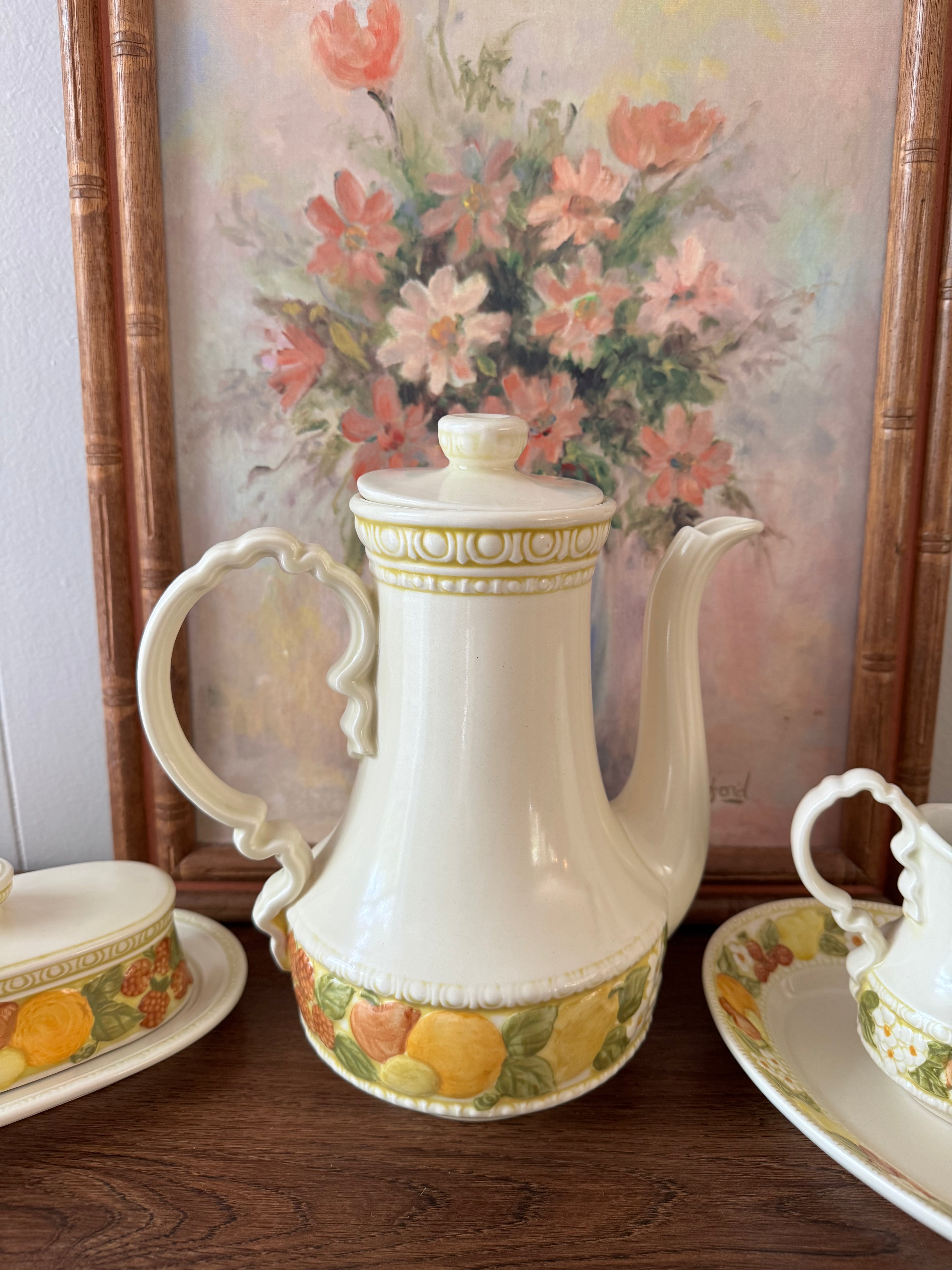 Vintage Coffee Pot & Lid / Poppytrail - Della Robbia by Metlox