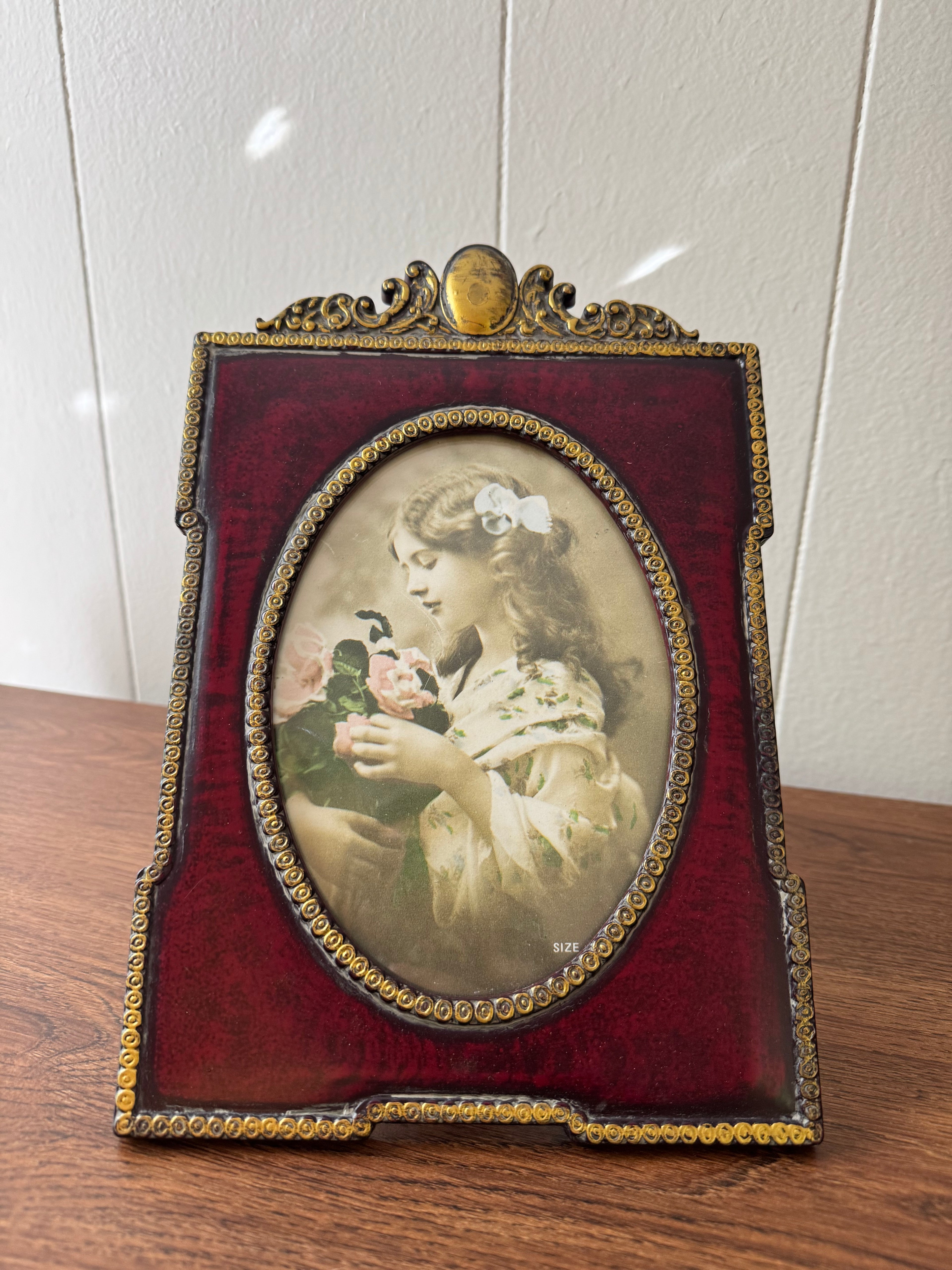 Vintage Ornate Victorian/Boroque-Style Photo Frame