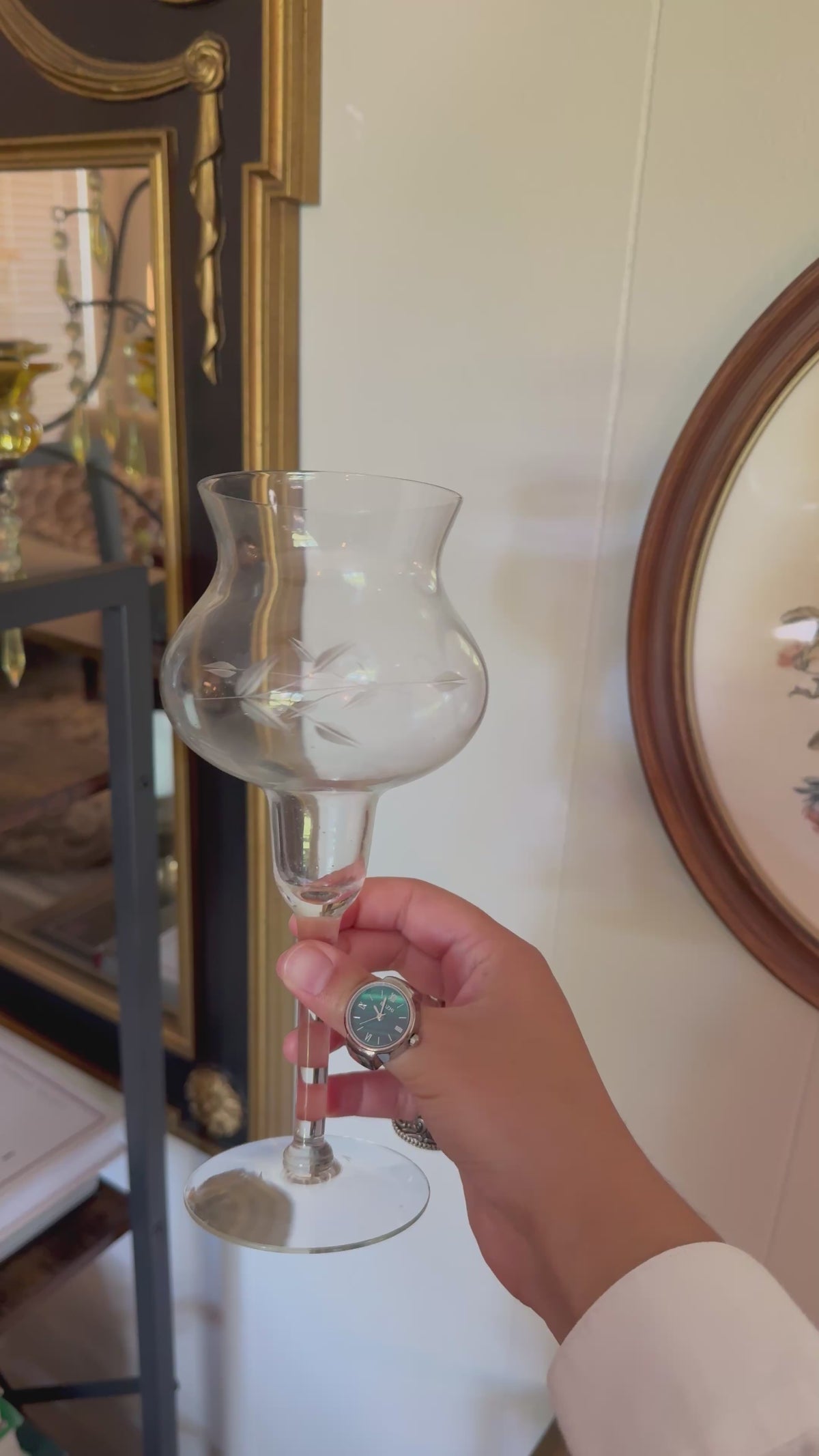 Vintage Clear Etched Glass Candle Holder 🕯️